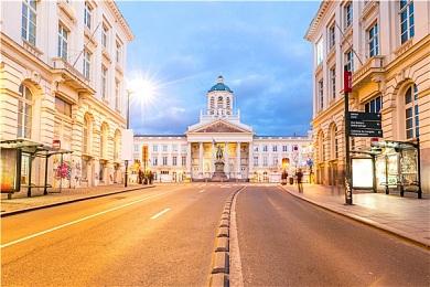 《Ai Vpet＆守护与智友》：AI虚拟宠物的革新，立即申请Steam测试体验